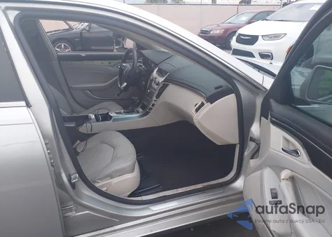 2008 Cadillac Cts Standard z USA, uszkodzony, nr VIN 1G6DF577180137527